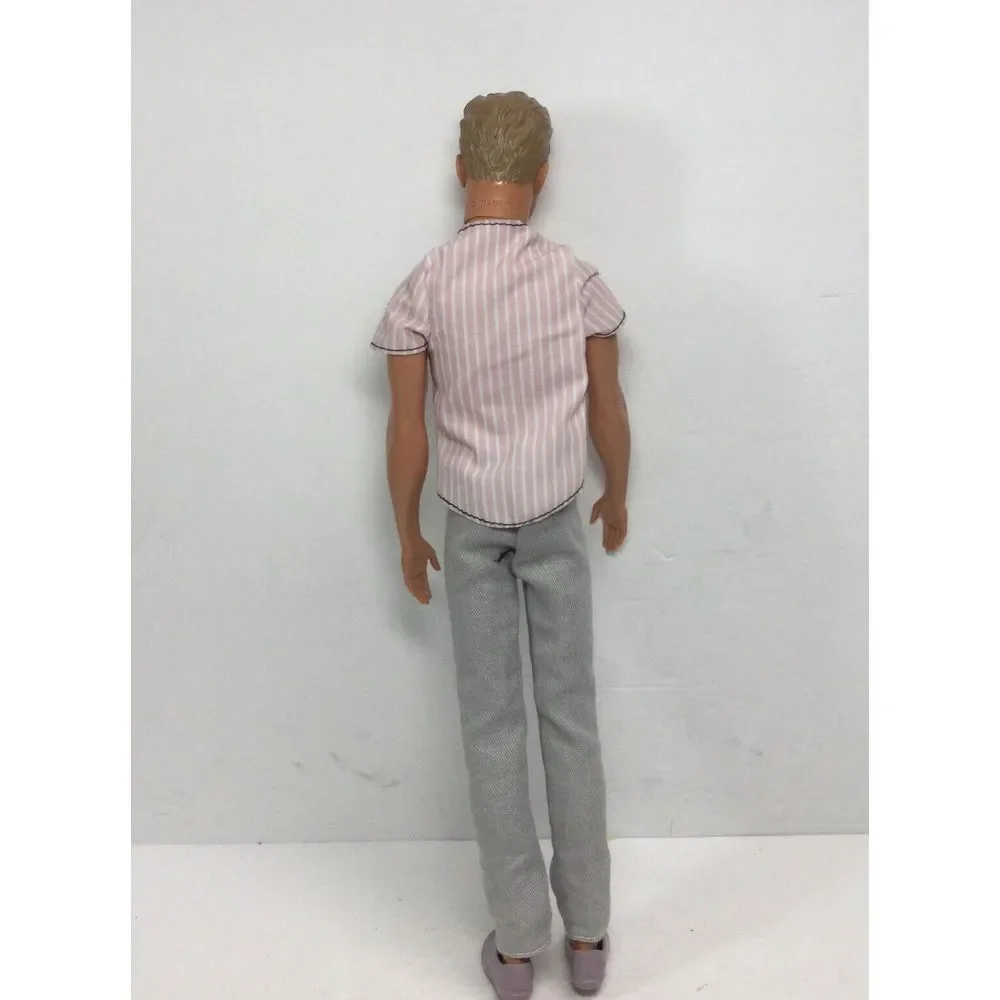 Mattel Barbie‎ Ken doll 2010 w / baseball jersey pants shoes 12in Molded Hair